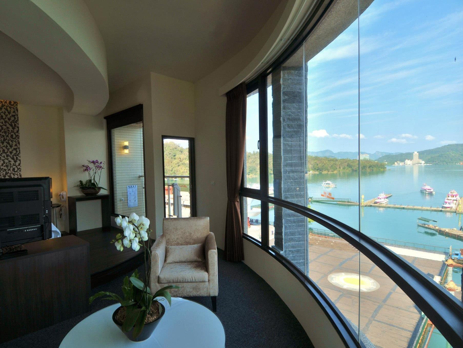 Hu Yue Lakeview Hotel Yuchi Zewnętrze zdjęcie